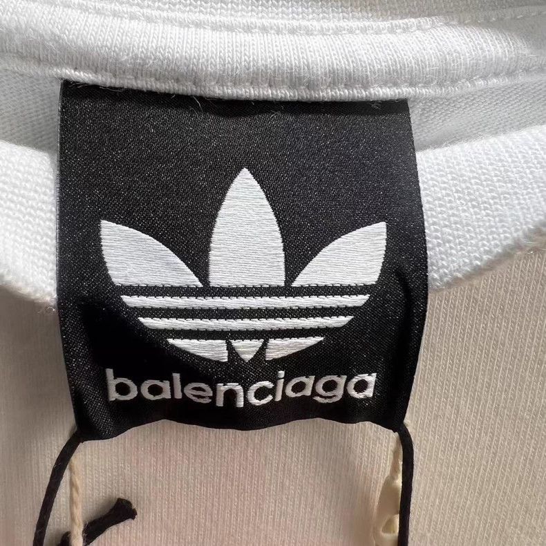 Balenciaga Balenciaga x Adidas Short Sleeve Logo T-Shirt Size US XS / EU 42 / 0 - 3 Thumbnail