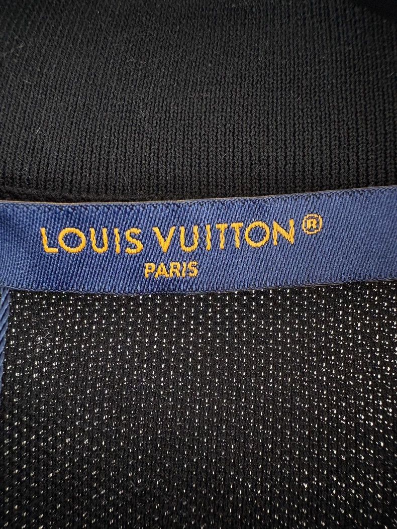 Louis Vuitton Louis Vuitton Neon Logo Embroidered Polo Shirt Size US XL / EU 56 / 4 - 5 Thumbnail
