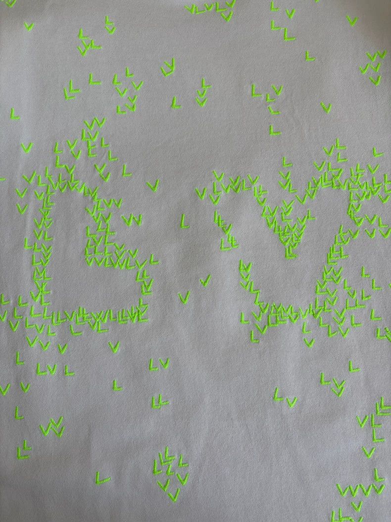 Louis Vuitton Louis Vuitton White Green Embroidered Short Sleeve Shirt Size US S / EU 44-46 / 1 - 3 Thumbnail