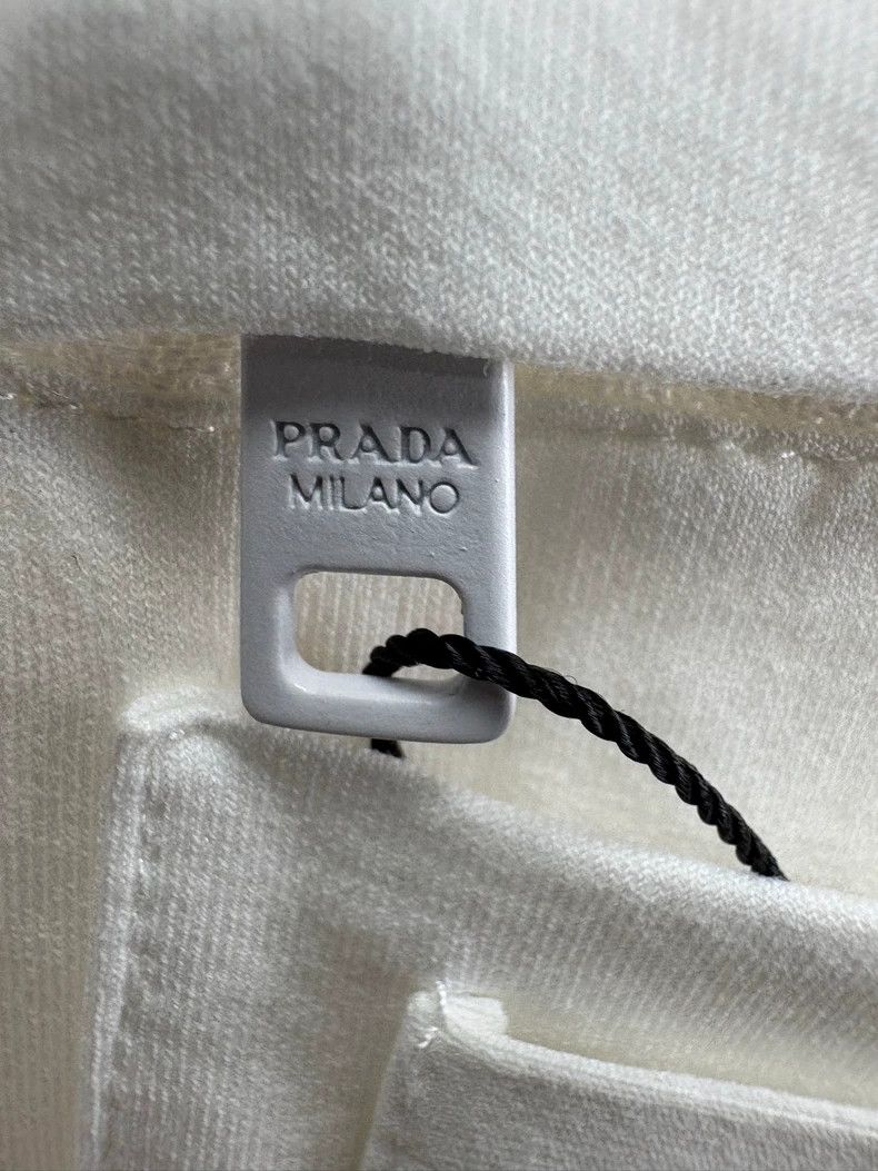 Prada Prada White Logo Short Sleeve T-Shirt Size US L / EU 52-54 / 3 - 5 Thumbnail