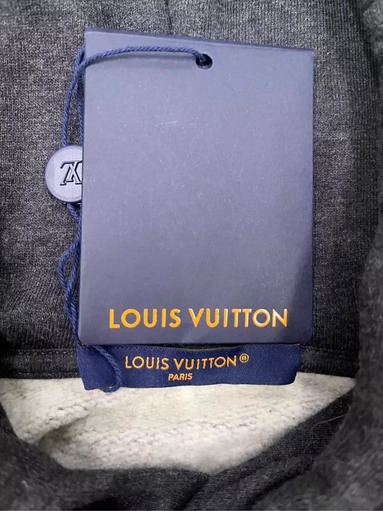 Louis Vuitton Louis Vuitton Gray Loose Long Sleeve Hoodie Size US L / EU 52-54 / 3 - 3 Thumbnail