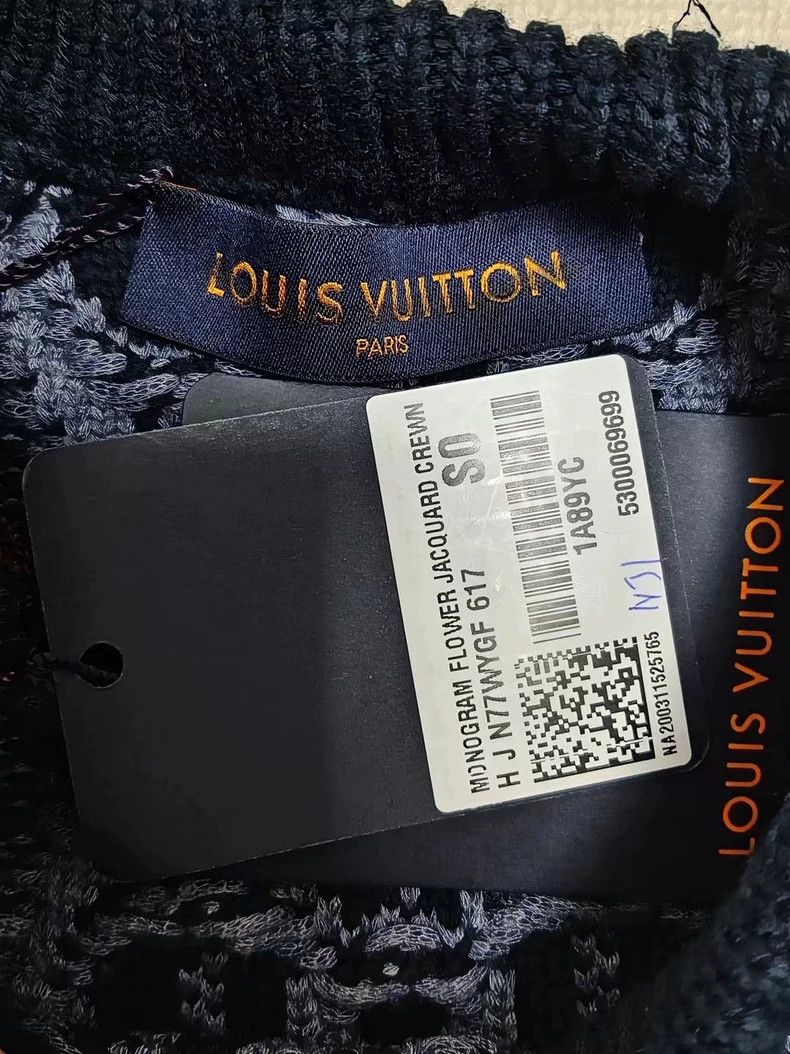 Louis Vuitton Louis Vuitton Floral Knit Sweater Pullover Size US S / EU 44-46 / 1 - 4 Thumbnail