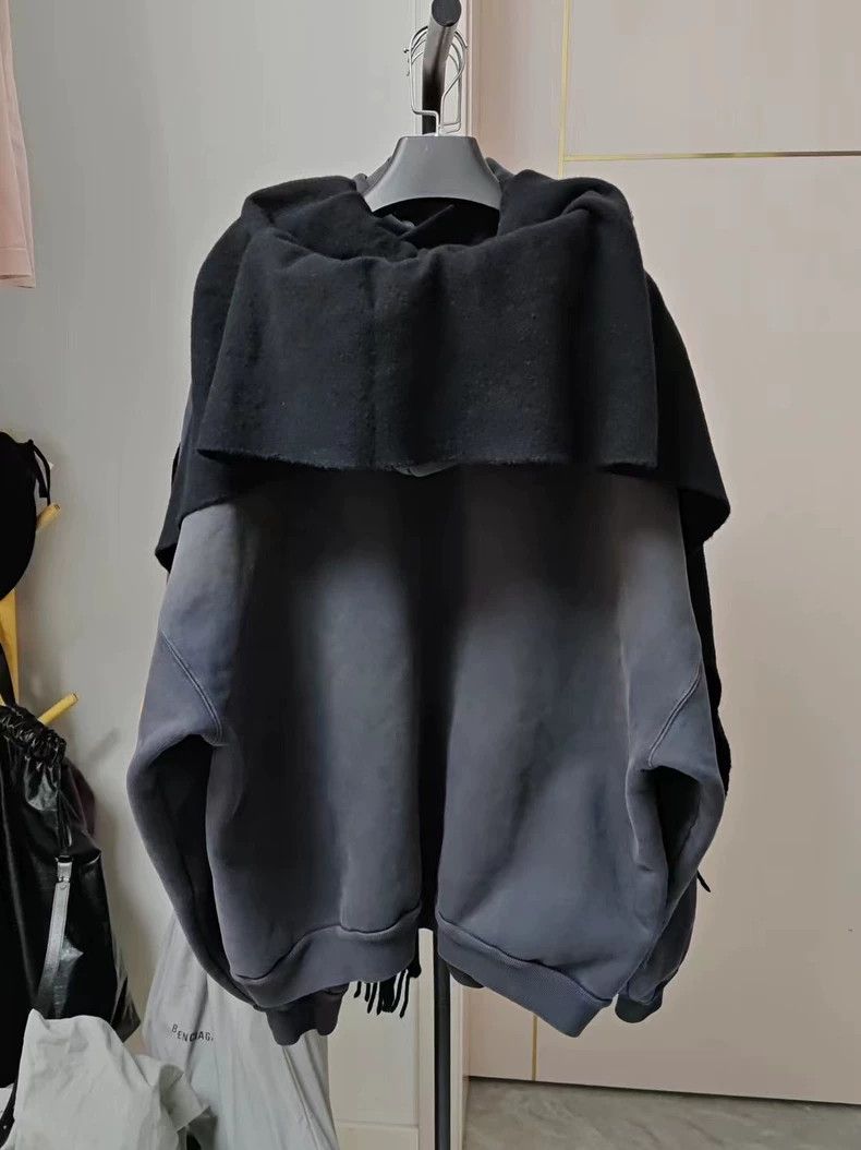 Balenciaga Balenciaga Mud Dyed Zip-Up Hoodie Size US M / EU 48-50 / 2 - 3 Thumbnail