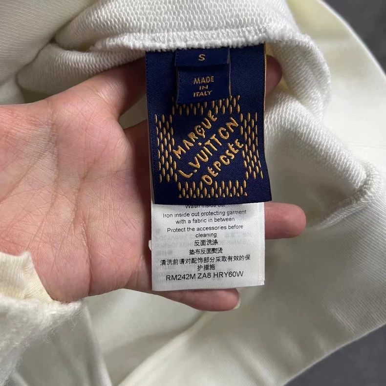Louis Vuitton Louis Vuitton Western Print Hooded Sweatshirt Size US S / EU 44-46 / 1 - 4 Thumbnail