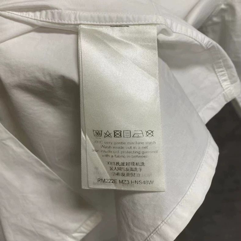 Louis Vuitton Louis Vuitton Short Sleeve Shirt with Logo Size US L / EU 52-54 / 3 - 5 Thumbnail