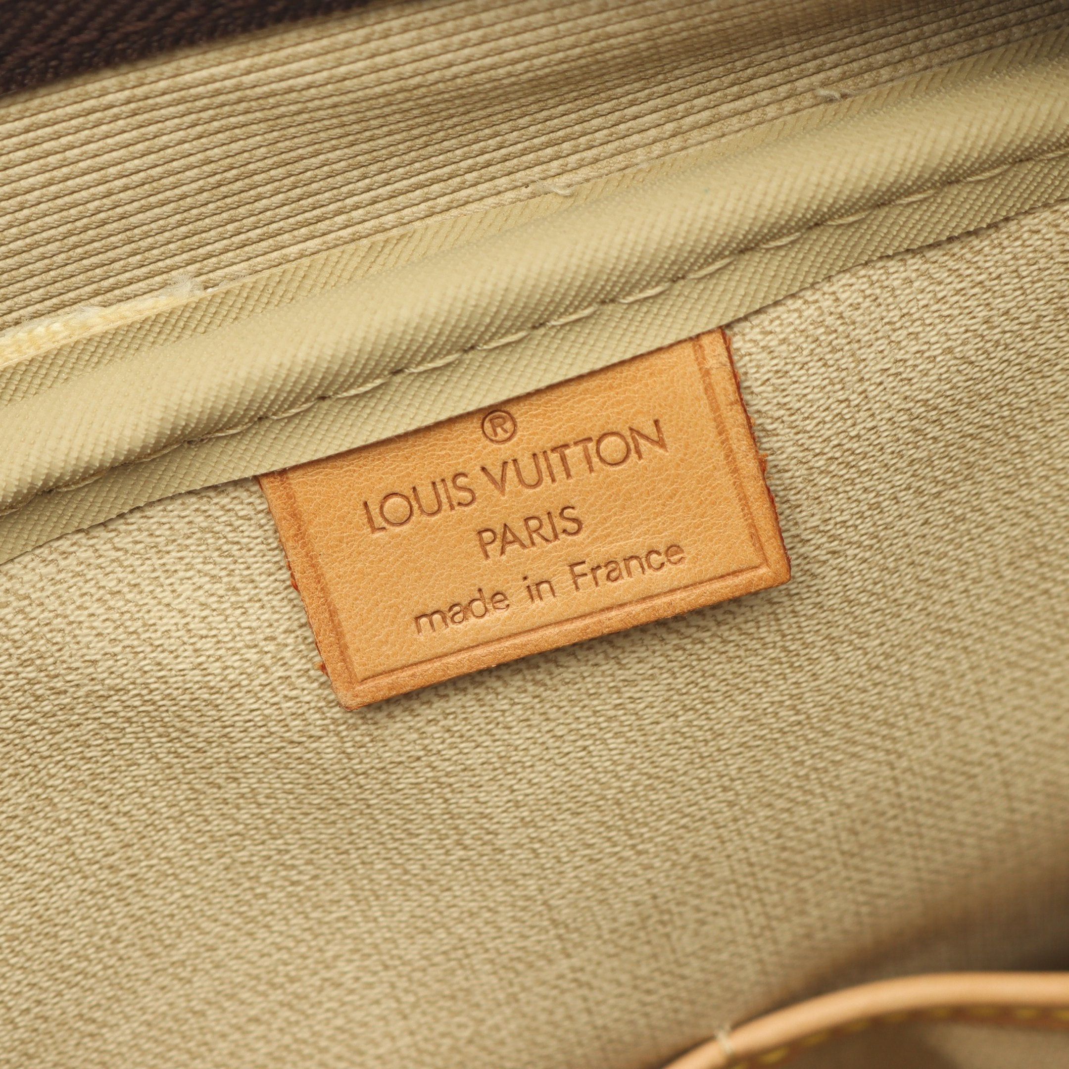 Louis Vuitton Louis Vuitton Deauville Bowling Vanity Monogram Handbag Leather Brown Size ONE SIZE - 4 Thumbnail