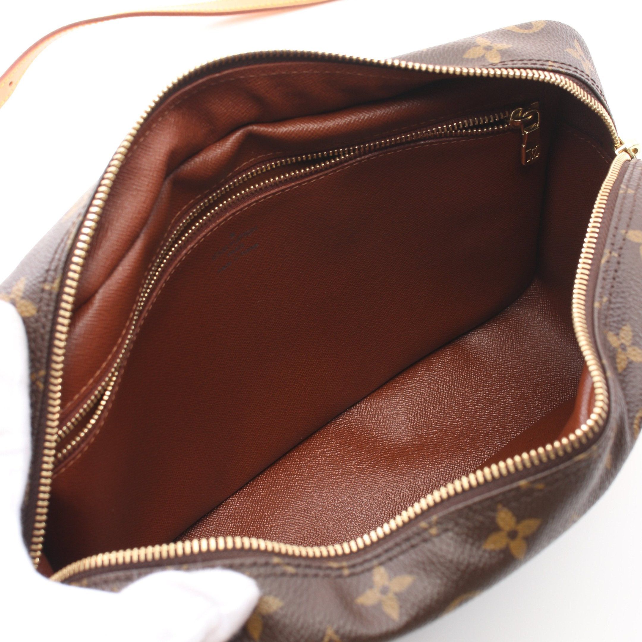 Louis Vuitton Louis Vuitton Trocadero 30 Monogram Shoulder Bag Leather Brown Size ONE SIZE - 3 Thumbnail