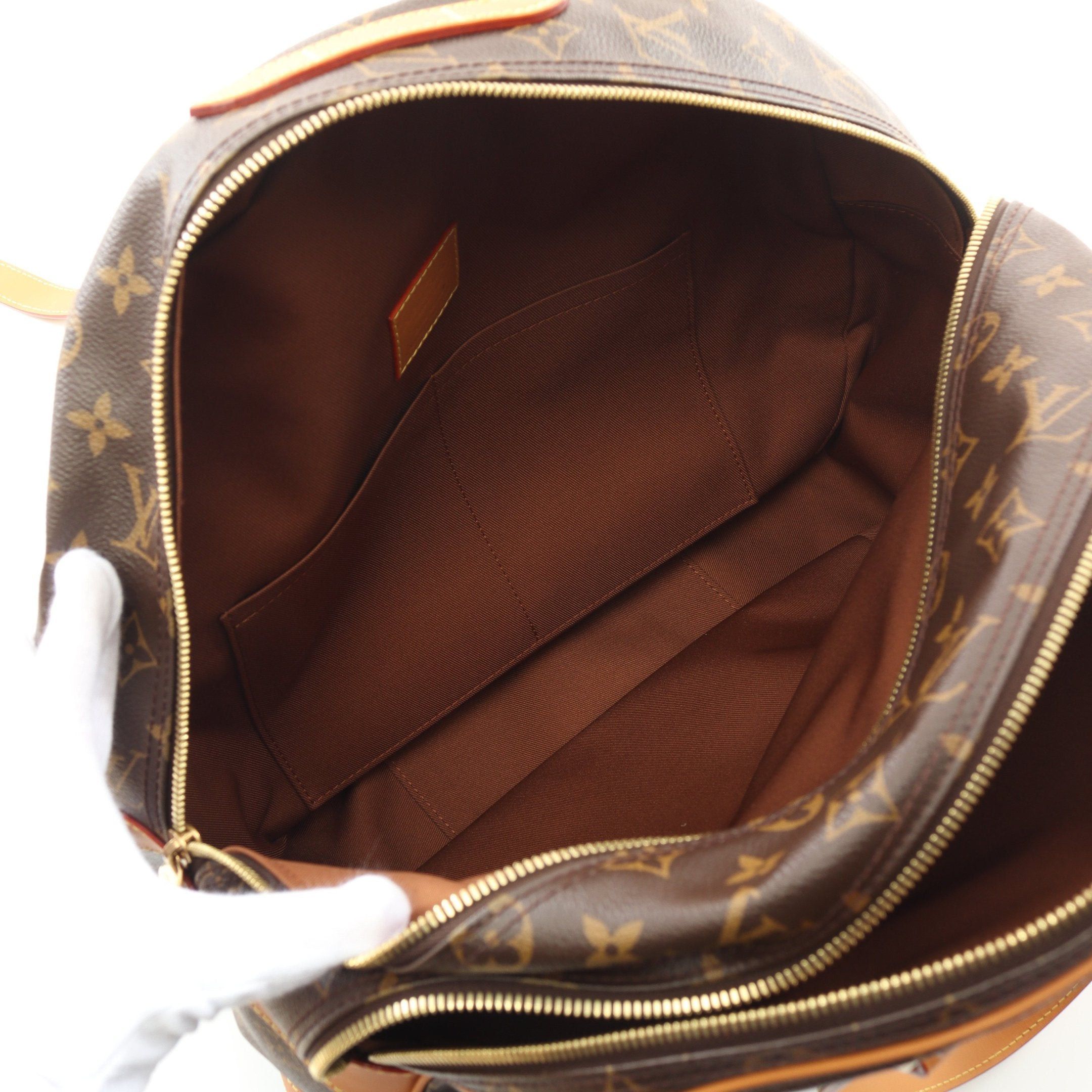 Louis Vuitton Louis Vuitton Soft Hat Trunk Monogram Boston Bag Leather Brown Size ONE SIZE - 3 Thumbnail