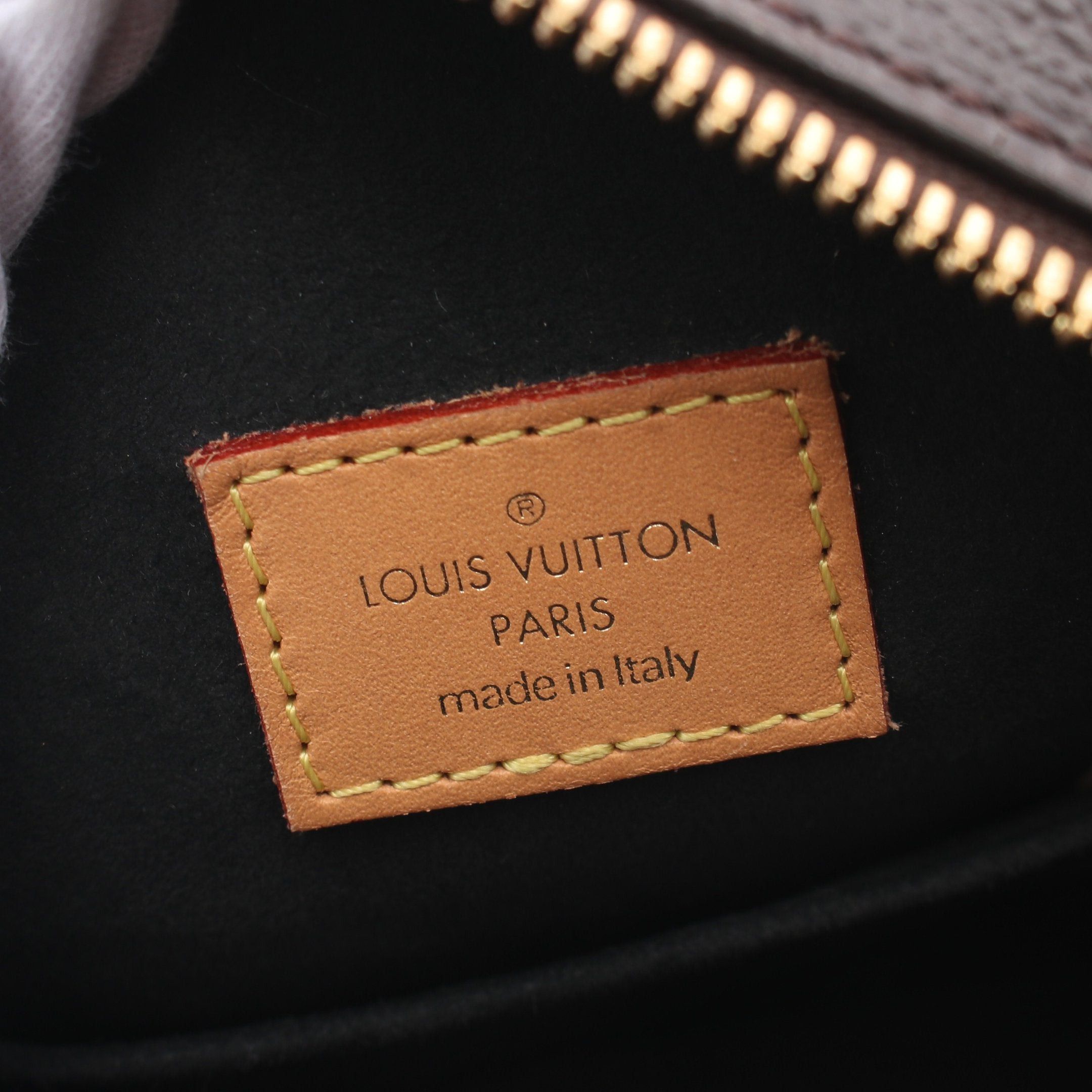 Louis Vuitton Louis Vuitton Boatt Chapeau Souple Monogram Giant Reverse Shoulder Bag Leather Brown Size ONE SIZE - 4 Thumbnail