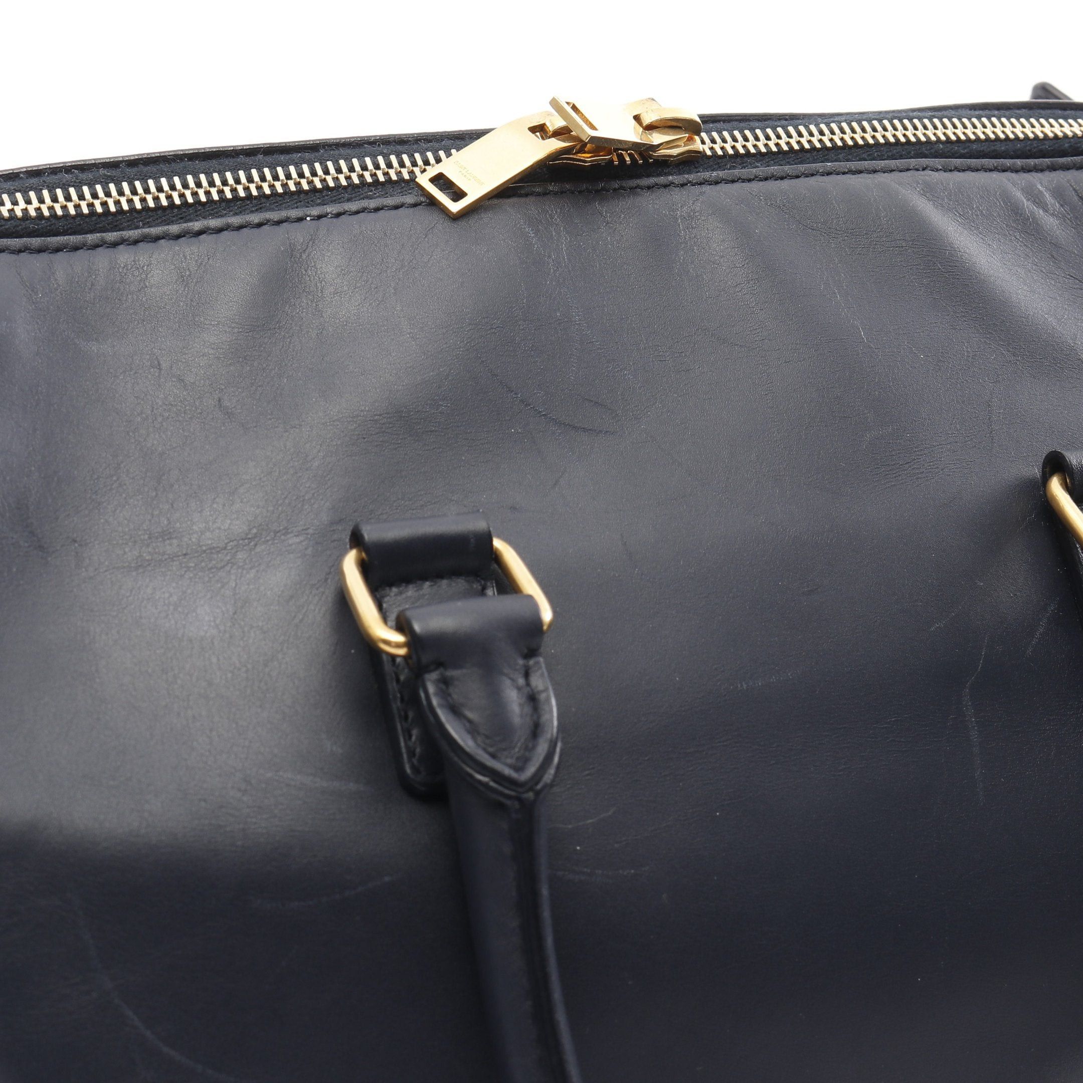 Yves Saint Laurent Yves Saint Laurent Classic Duffle 6 Handbag Leather Navy Size ONE SIZE - 7 Thumbnail