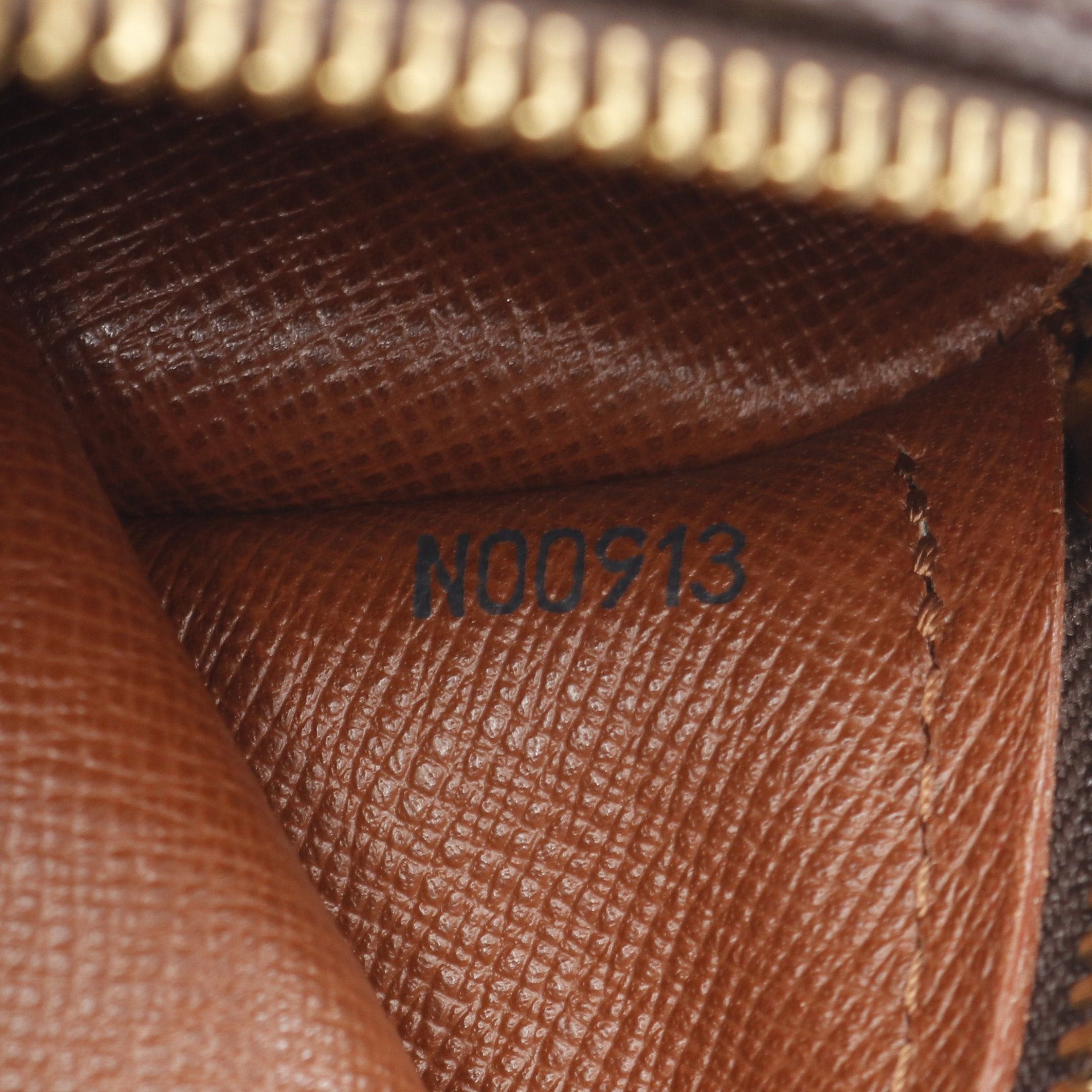 Louis Vuitton Louis Vuitton Papillon 30 Monogram Old Model Handbag Leather Brown Size ONE SIZE - 5 Thumbnail