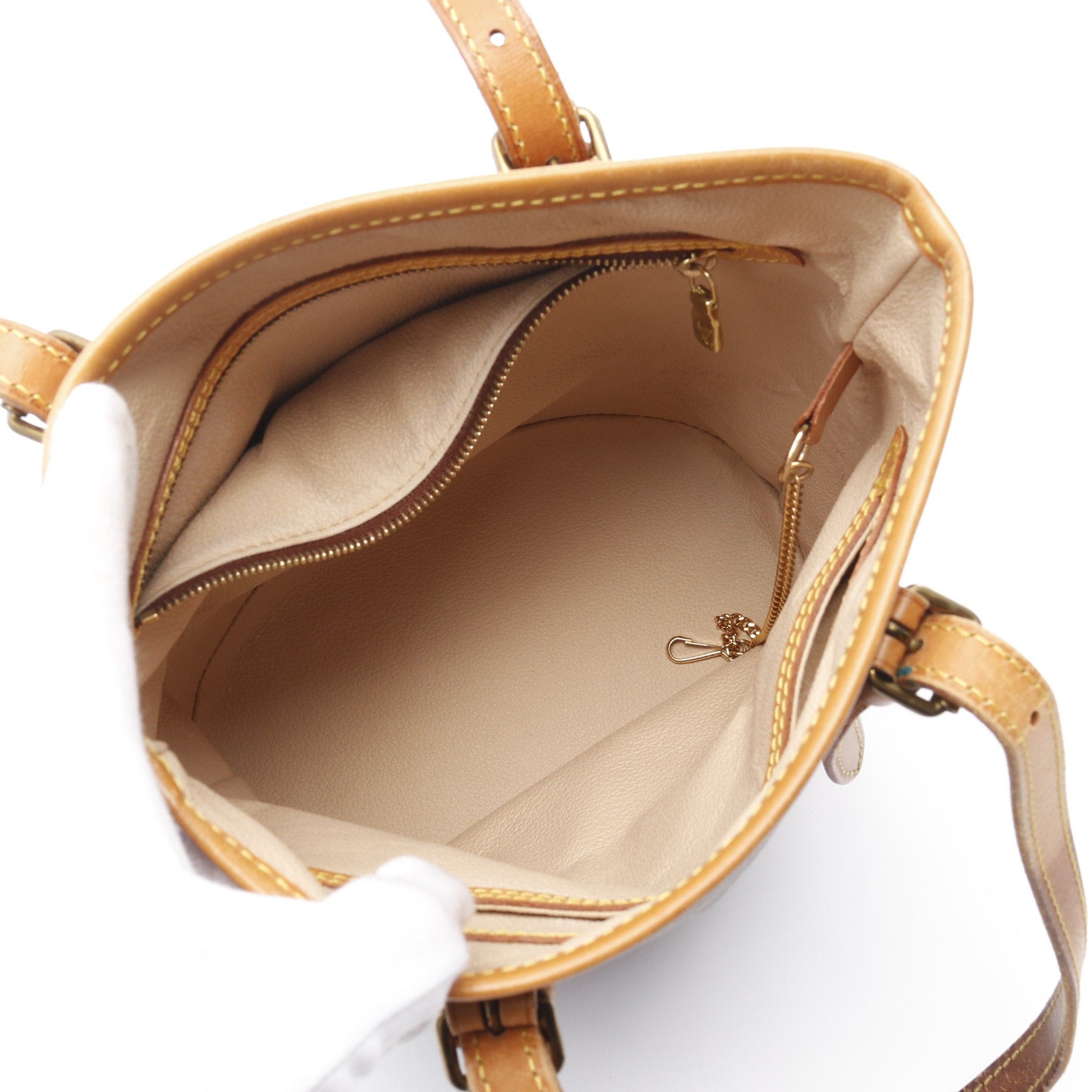 Louis Vuitton Louis Vuitton Bucket Pm Monogram Handbag Leather Brown Size ONE SIZE - 3 Thumbnail