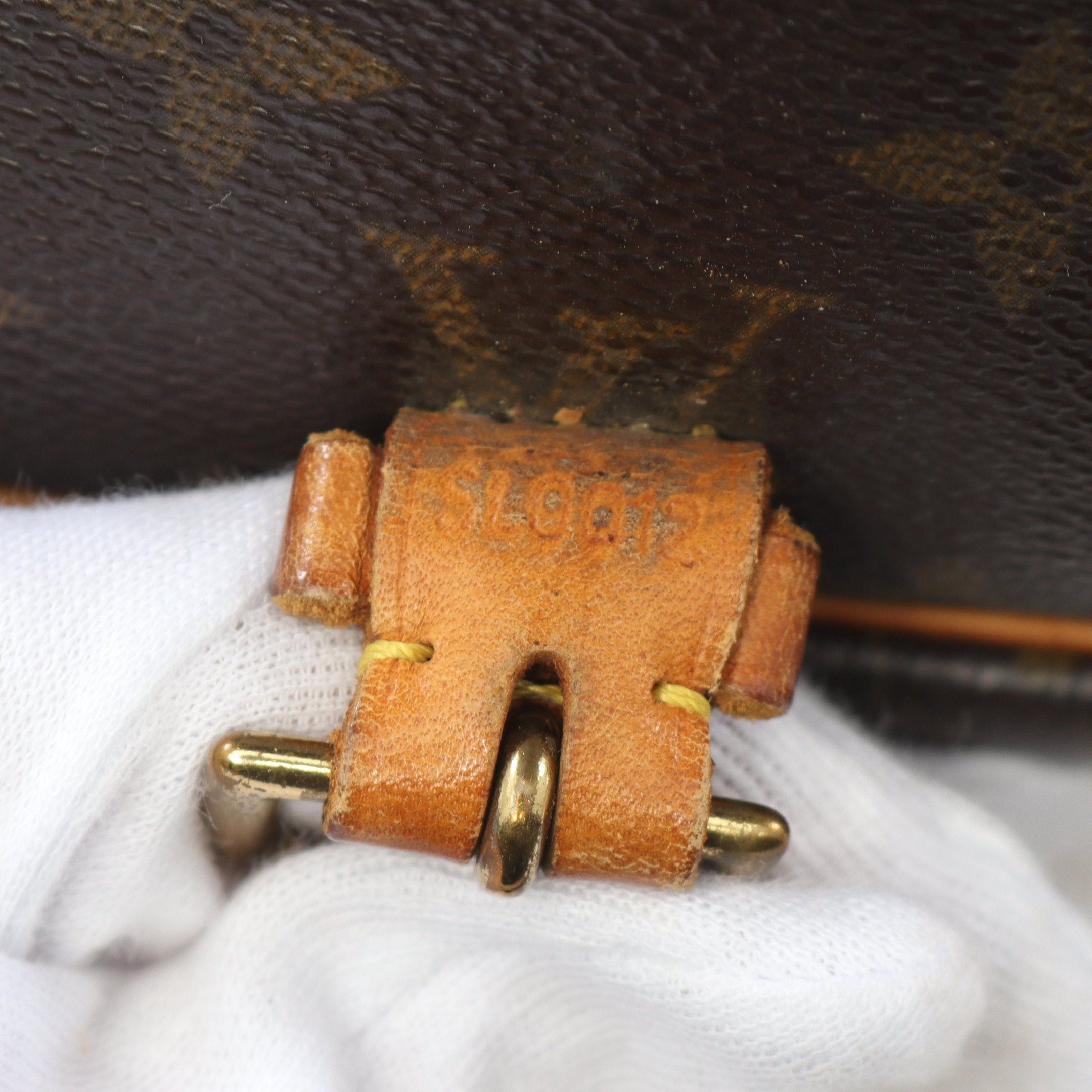Louis Vuitton Louis Vuitton Sologne Monogram Shoulder Bag Leather Brown Size ONE SIZE - 5 Thumbnail