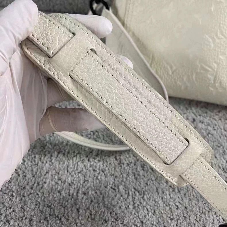 Louis Vuitton Louis Vuitton White Embossed Logo Messenger Bag Size ONE SIZE - 3 Thumbnail