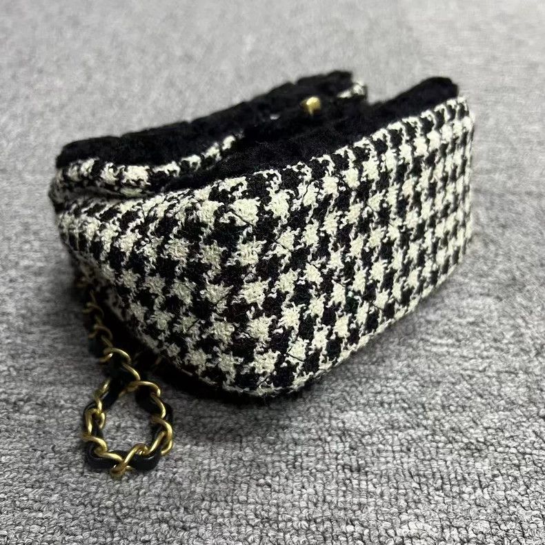 Chanel Limited Edition Chanel Checkered Crossbody Bag Size ONE SIZE - 3 Thumbnail