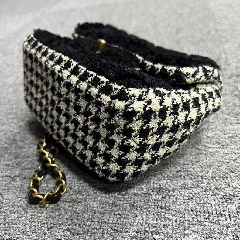 Chanel Limited Edition Chanel Checkered Crossbody Bag Size ONE SIZE - 5 Thumbnail