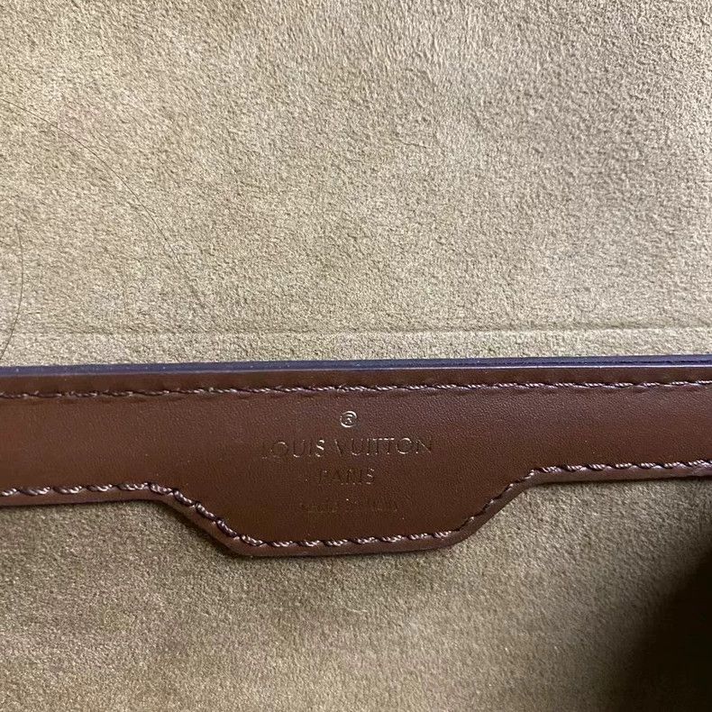 Louis Vuitton Louis Vuitton Brown Monogram Crossbody Bag Size ONE SIZE - 8 Thumbnail