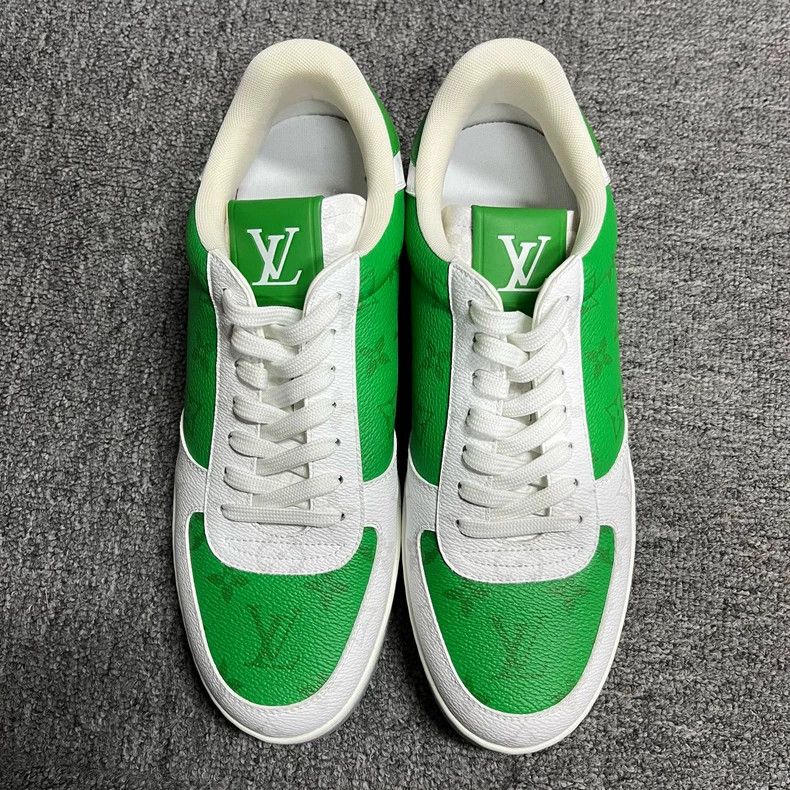Louis Vuitton Louis Vuitton Green and White Low Top Sneakers Size US 7 / EU 40 - 2 Thumbnail