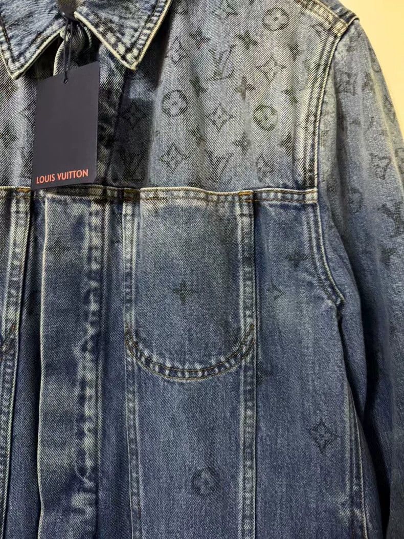 Louis Vuitton Louis Vuitton Gradient Denim Jacket Size US L / EU 52-54 / 3 - 2 Thumbnail