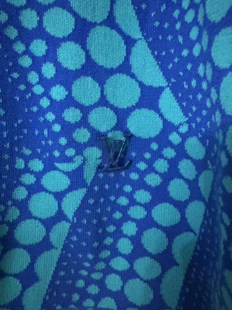 Louis Vuitton Louis Vuitton Blue Polka Dot Short Sleeve Knit Size US M / EU 48-50 / 2 - 2 Thumbnail
