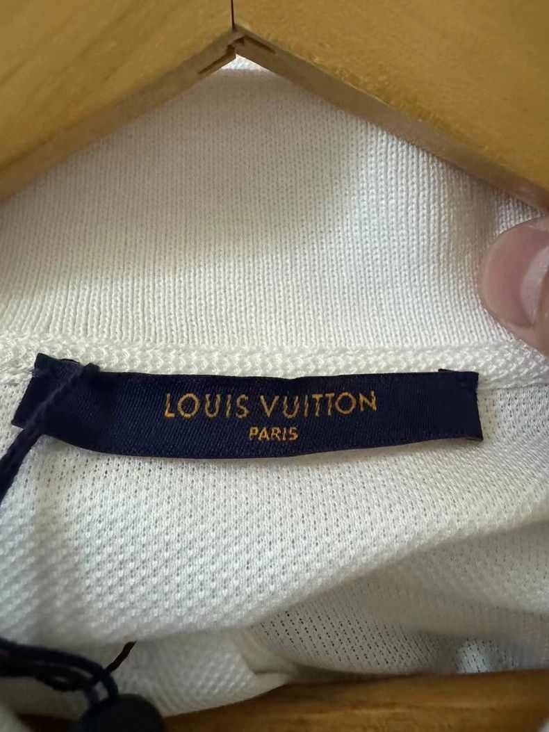 Louis Vuitton Louis Vuitton White Short Sleeve Polo Shirt Size US XXL / EU 58 / 5 - 3 Thumbnail