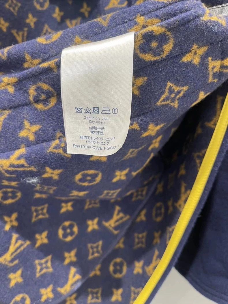 Louis Vuitton Louis Vuitton Deep Blue Wool Coat Size US XS / EU 42 / 0 - 6 Thumbnail