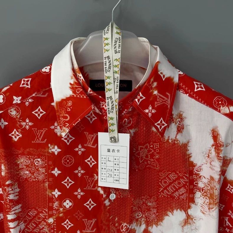 Louis Vuitton Louis Vuitton Red Short Sleeve Shirt Size US L / EU 52-54 / 3 - 5 Thumbnail