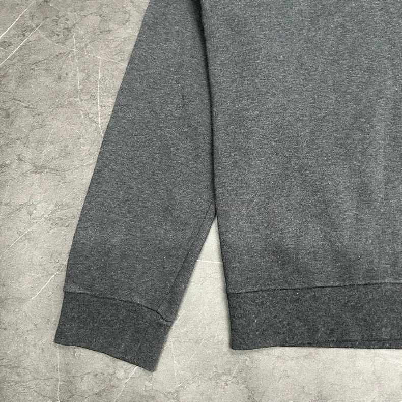 Louis Vuitton Louis Vuitton Gray and White Embroidered Sweatshirt Size US XXL / EU 58 / 5 - 4 Thumbnail