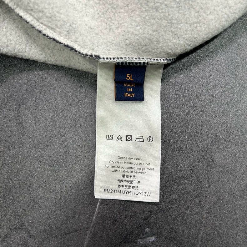 Louis Vuitton Louis Vuitton Gray and White Embroidered Sweatshirt Size US XXL / EU 58 / 5 - 7 Thumbnail