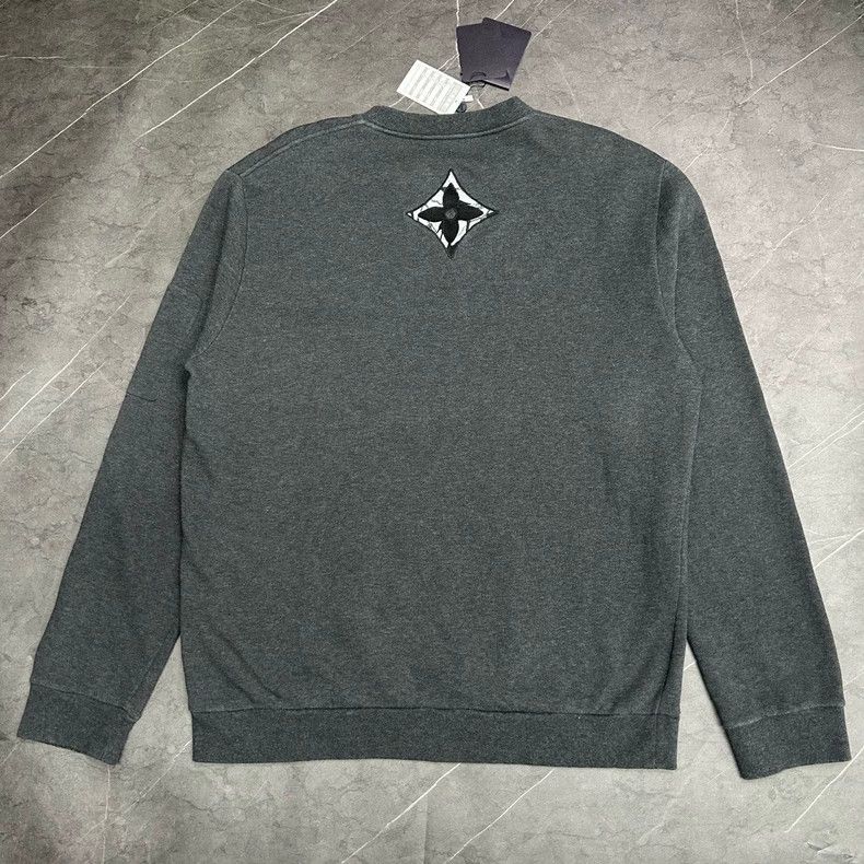 Louis Vuitton Louis Vuitton Gray and White Embroidered Sweatshirt Size US XXL / EU 58 / 5 - 2 Thumbnail