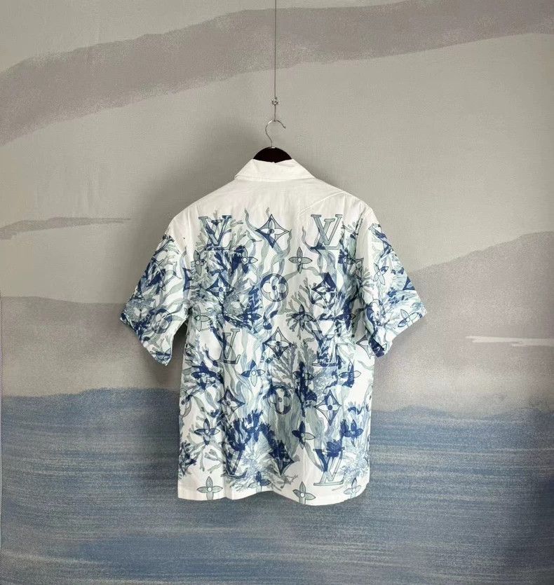 Louis Vuitton Louis Vuitton Short Sleeve Shirt White Blue Size US L / EU 52-54 / 3 - 3 Thumbnail