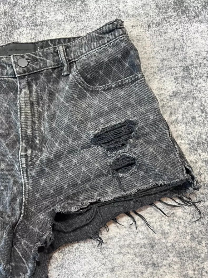 Alexander Wang Alexander Wang Ripped Denim Shorts Size 28 Size US 28 / EU 44 - 3 Thumbnail