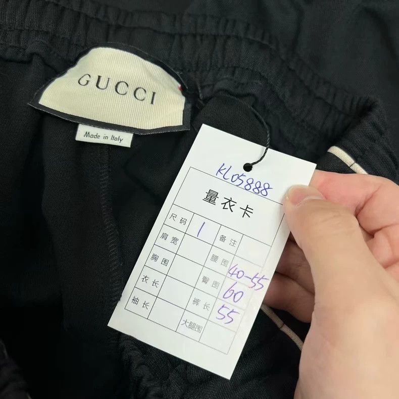 Gucci Gucci Embroidered Letter Stripe Shorts Size US 44 / EU 60 - 7 Thumbnail