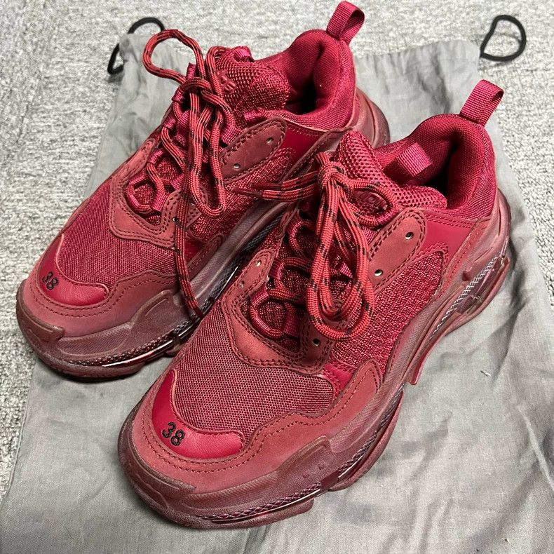 Balenciaga Balenciaga Red Triple S Sneakers Size 38 Size US 5.5 / EU 38 - 2 Thumbnail