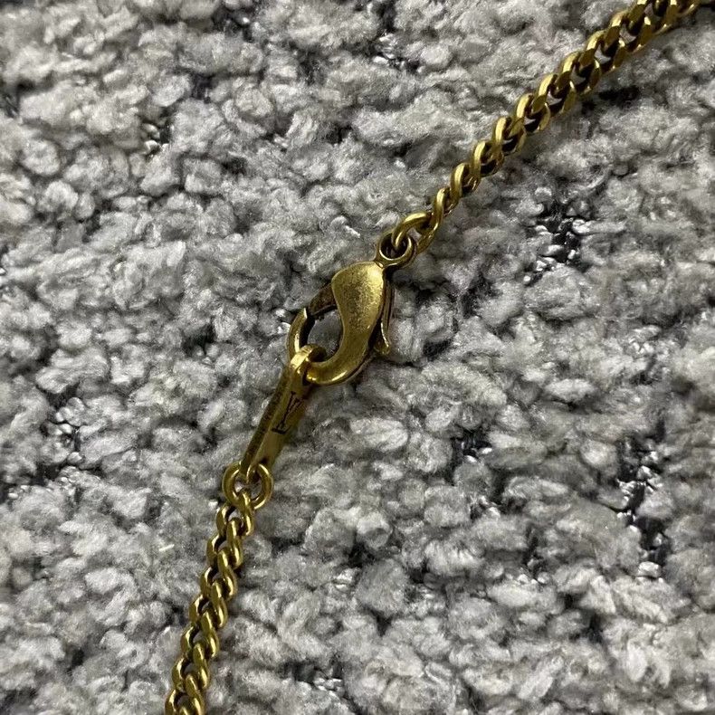 Louis Vuitton Louis Vuitton Blue Doll Pendant Gold Chain Necklace Size ONE SIZE - 3 Thumbnail