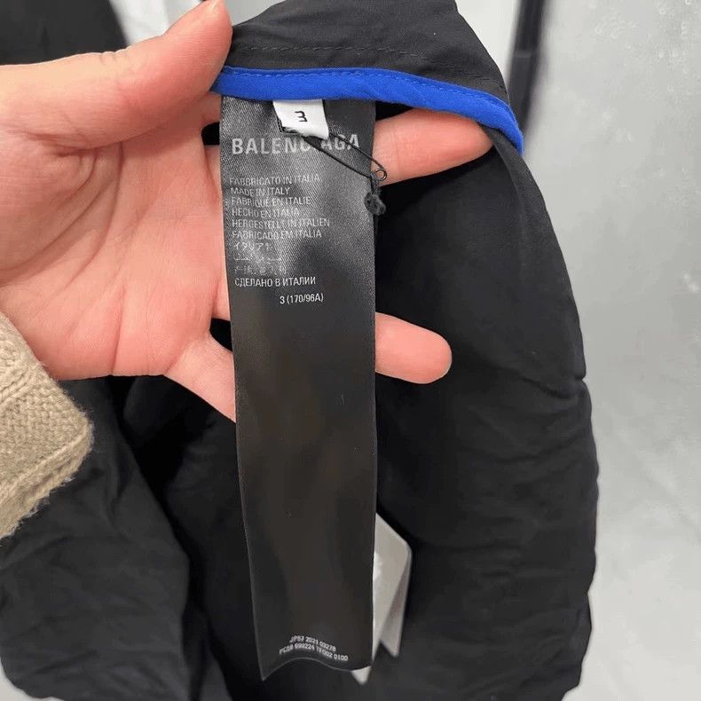 Balenciaga Balenciaga Black and Blue Jacket with Logo Size US L / EU 52-54 / 3 - 4 Thumbnail