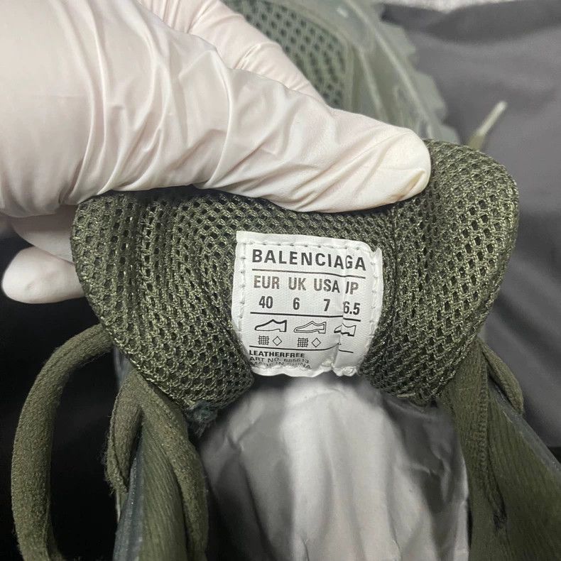 Balenciaga Balenciaga Deep Green Tire Shoes Size US 9 / EU 42 - 5 Thumbnail