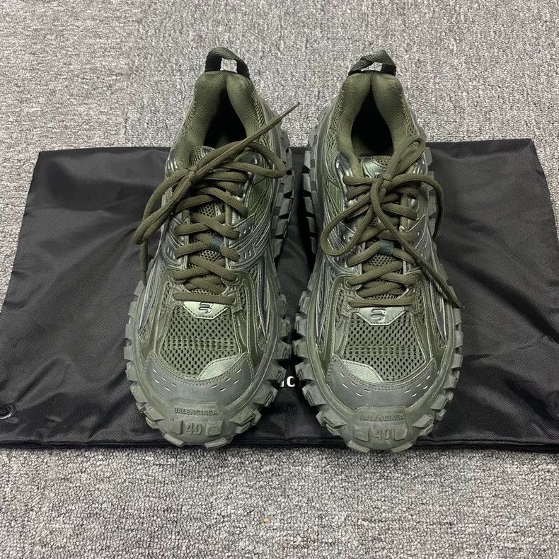 Balenciaga Balenciaga Deep Green Tire Shoes Size US 9 / EU 42 - 3 Thumbnail