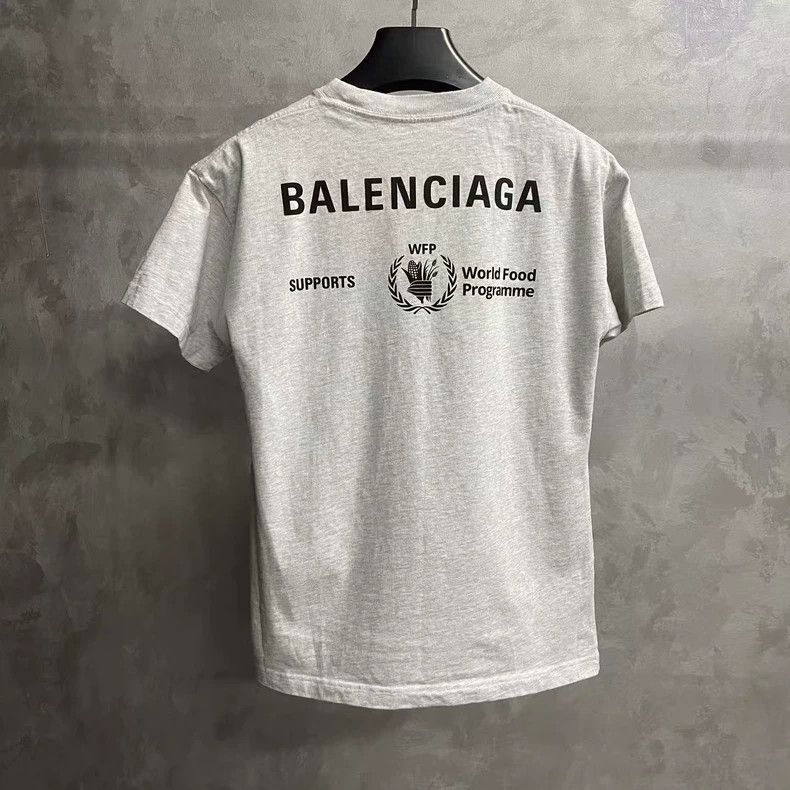 Balenciaga Balenciaga Gray WFP Logo Short Sleeve T-Shirt Size US XXS / EU 40 - 5 Thumbnail