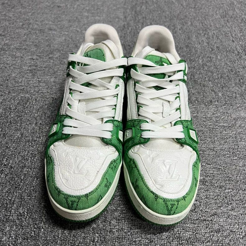 Louis Vuitton Louis Vuitton White Green Trainers Fashion Shoes Size US 9 / EU 42 - 2 Thumbnail