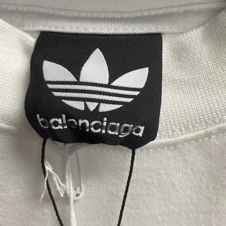 Balenciaga Balenciaga Adidas White Logo Short Sleeve Shirt Size US M / EU 48-50 / 2 - 3 Thumbnail