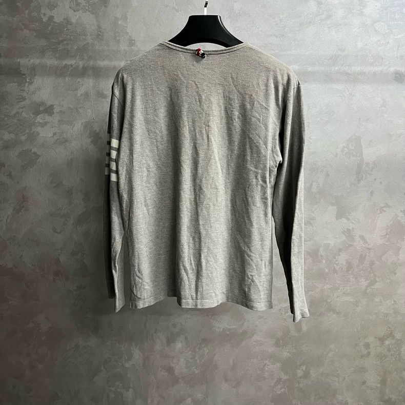Thom Browne Thom Browne Grey Long Sleeve T-Shirt Size US S / EU 44-46 / 1 - 6 Thumbnail
