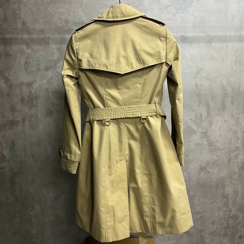 Burberry Burberry Beige Double-Breasted Long Coat Size US S / EU 44-46 / 1 - 7 Thumbnail