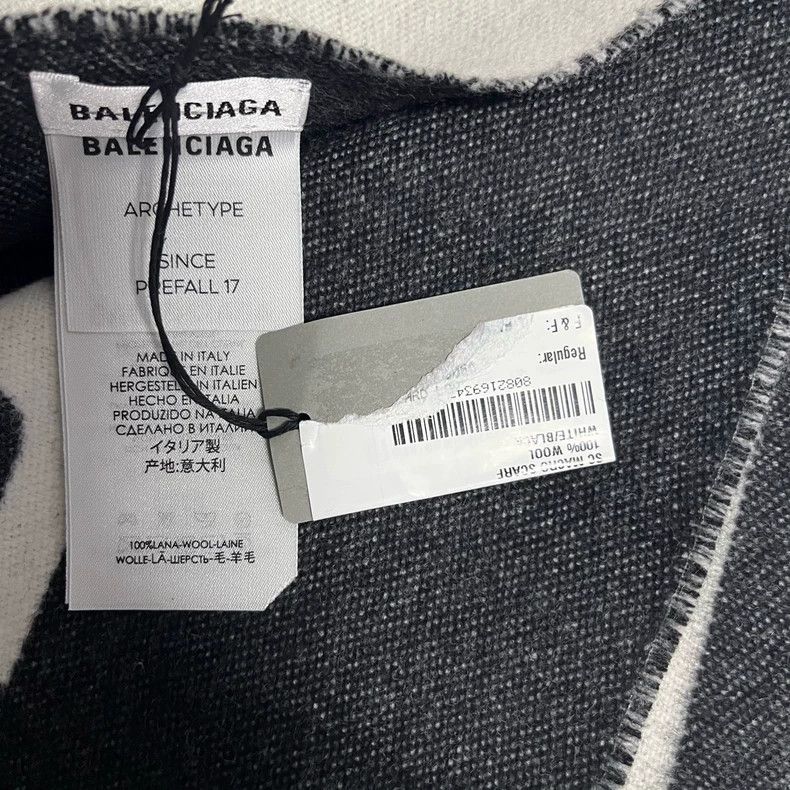 Balenciaga Balenciaga Black and White Wool Scarf Size ONE SIZE - 4 Thumbnail