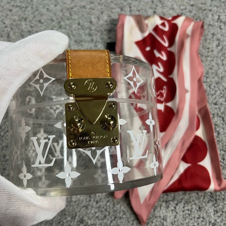 Louis Vuitton Louis Vuitton Transparent Jewelry Storage Box Size ONE SIZE - 2 Thumbnail