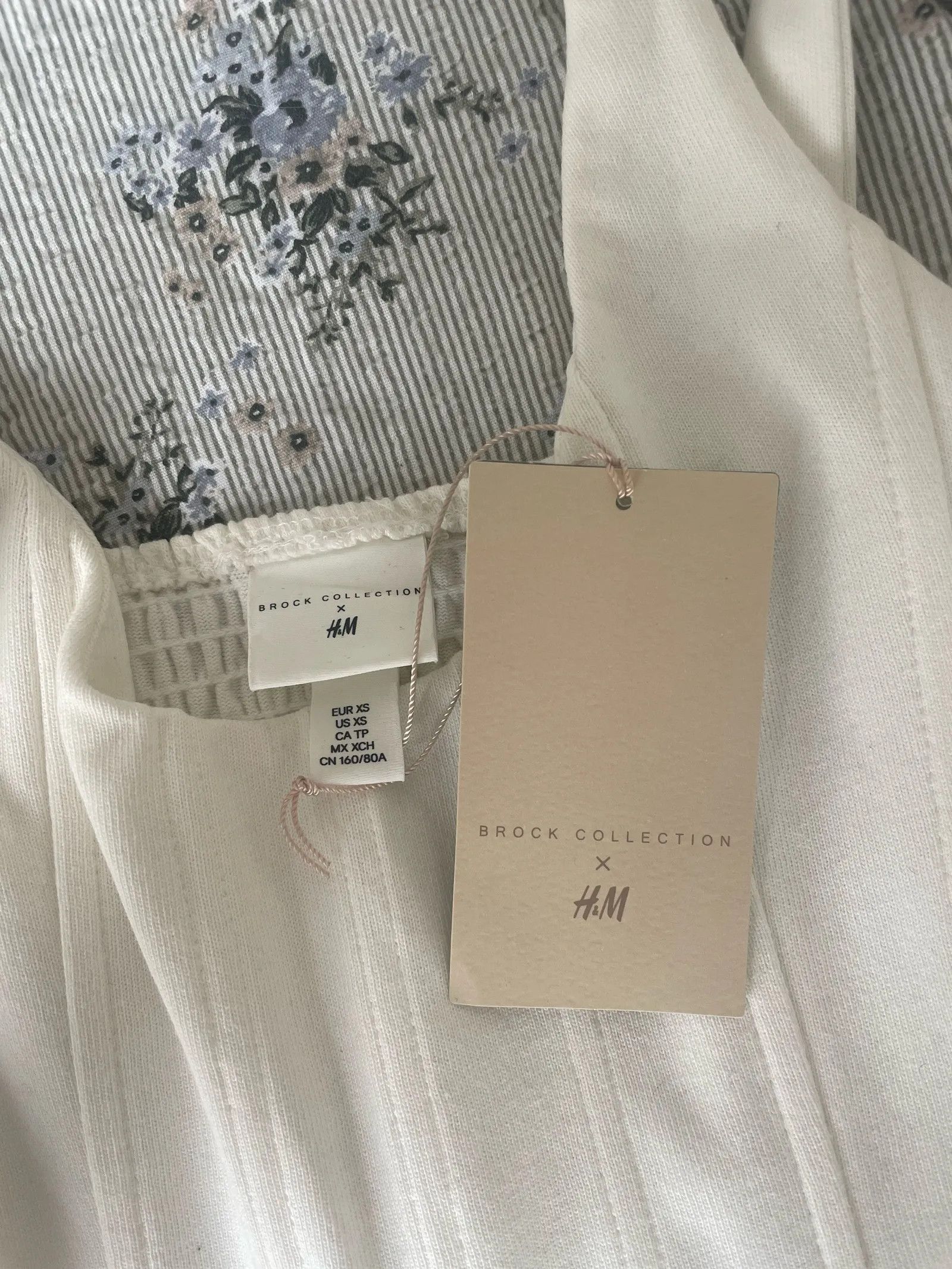 Brock Collection Brock Collection x H&M Top Size XS / US 0-2 / IT 36-38 - 2 Thumbnail
