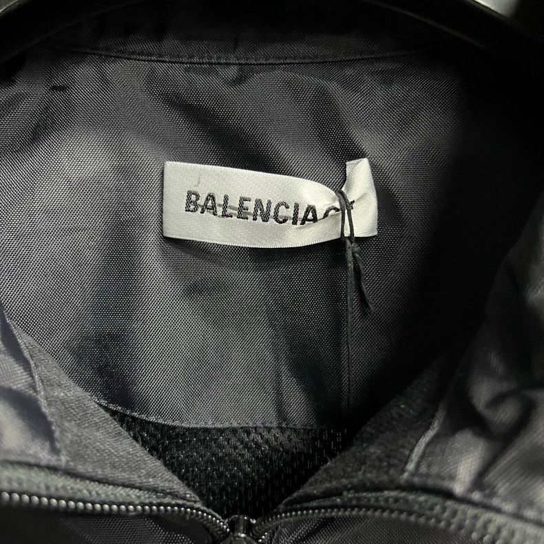 Balenciaga Balenciaga Black Large Logo Print Jacket Size US S / EU 44-46 / 1 - 2 Thumbnail