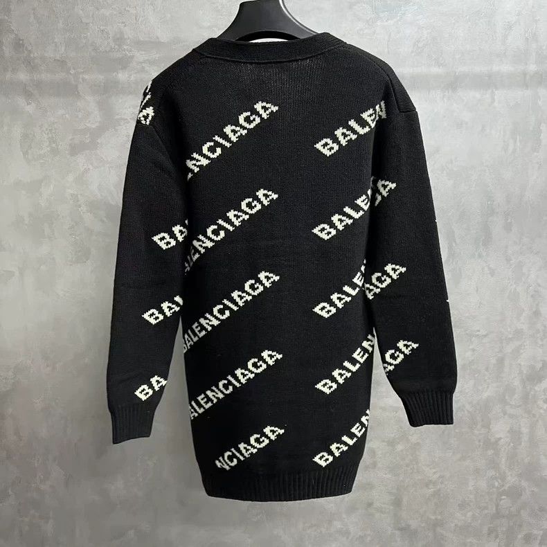 Balenciaga Balenciaga Black Logo V-Neck Long Sleeve Cardigan Size US XS / EU 42 / 0 - 5 Thumbnail