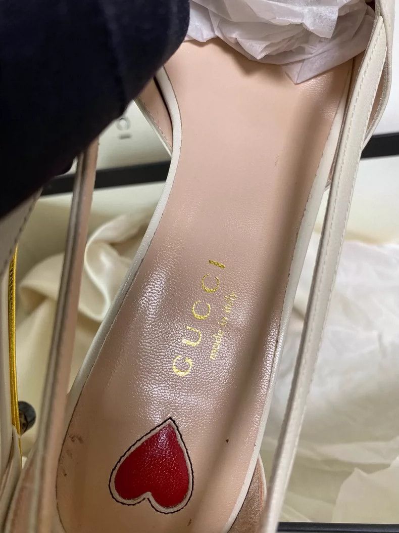 Gucci Gucci Cherry Low Heels in White Size US 6 / EU 39 - 5 Thumbnail