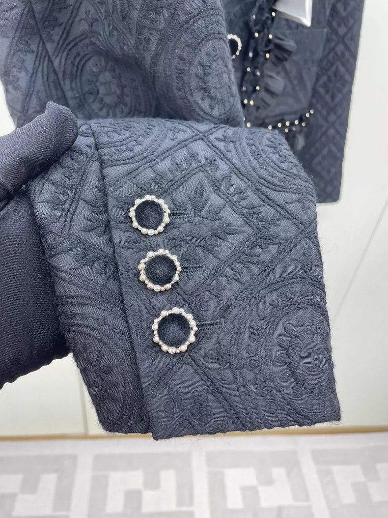 Chanel Chanel Black Velvet Ruffle Button Jacket Size US M / EU 48-50 / 2 - 3 Thumbnail